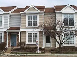 61 Essex Sq, Sterling, VA 20164