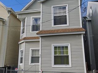 746 E 18th St APT 1, Paterson, NJ 07501