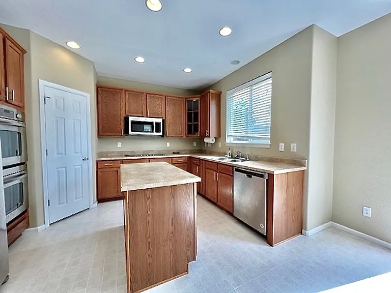 8165 Kettle Drum St — Photo 14