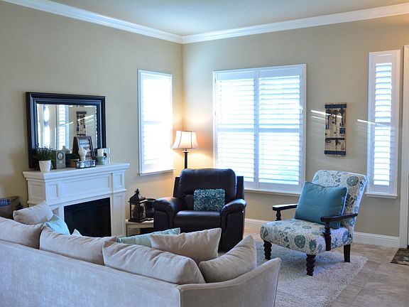 3rd image of 2435 Lincoln Airpark Ct