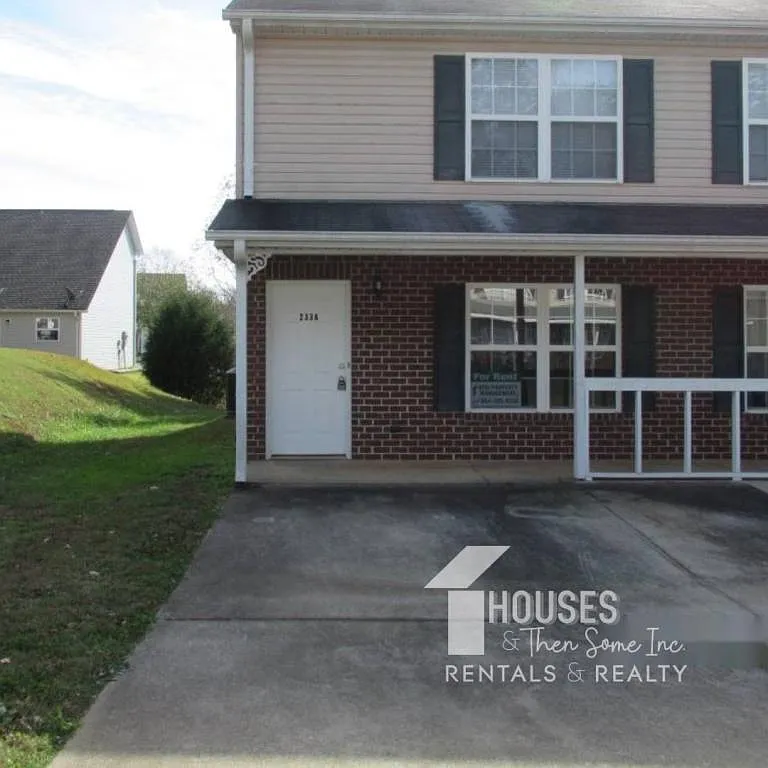 233 Springfield Cir. A — Photo 2