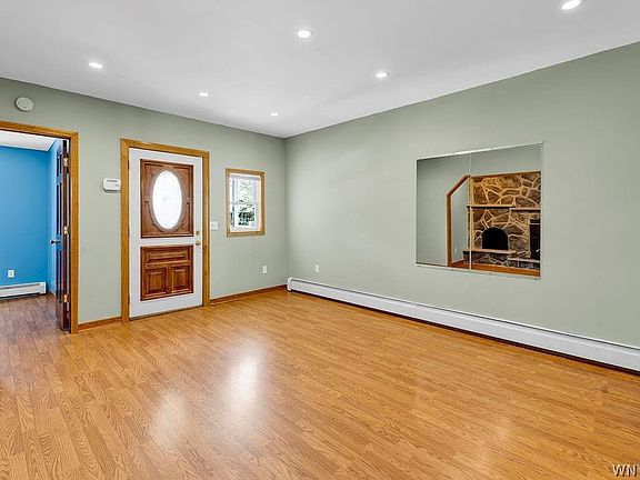 5th image of 44 Frederick St