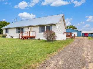 695 S Elba Rd, Lapeer, MI 48446