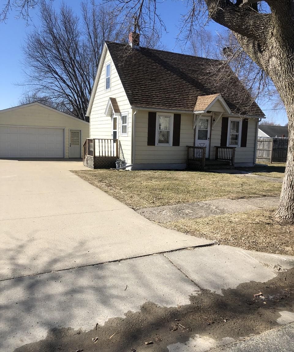404 E Main St, Brownsdale, MN 55918 Zillow