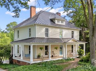 602 N Main St, Davidson, NC 28036