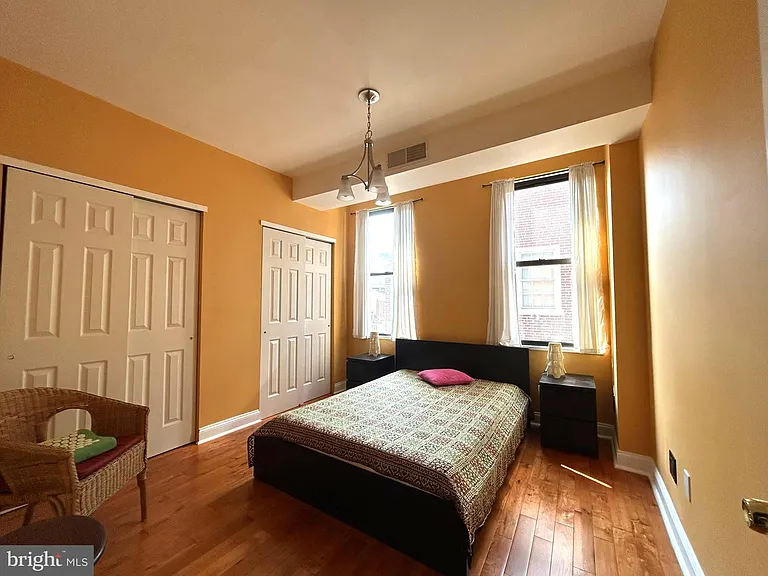 727 S 2nd St #3F — Photo 8