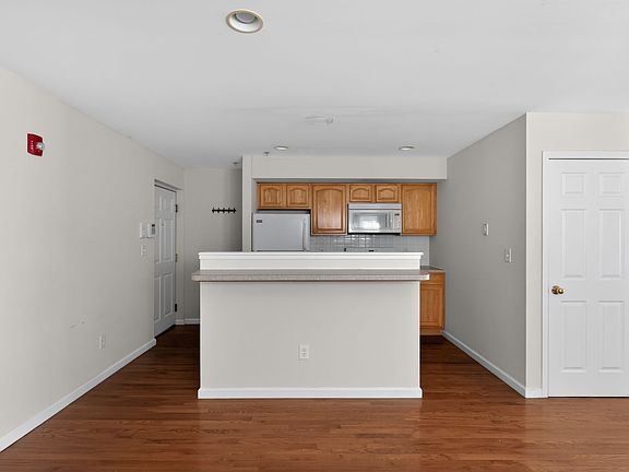 5th image of 1521 N 15th St #6