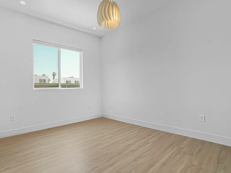 4802 S Slauson Ave #1J — Photo 3
