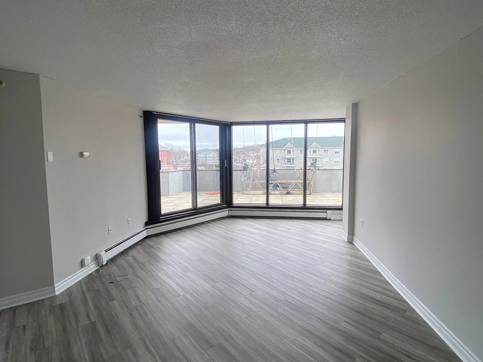 24 Dundas Street Dartmouth — Photo 2