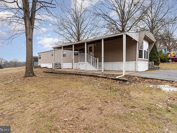 4th image of 56 Peachy Ann Dr