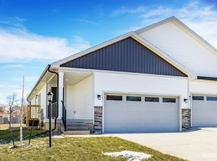 1513 Foxtail Dr SE, Altoona, IA 50009