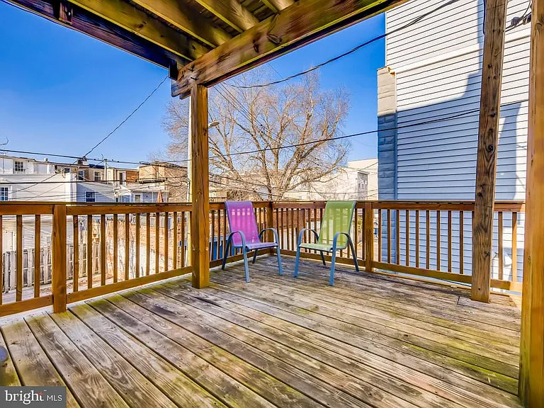 1433 Olive St — Photo 23