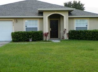800 Cardinal Pl, Poinciana, FL 34759