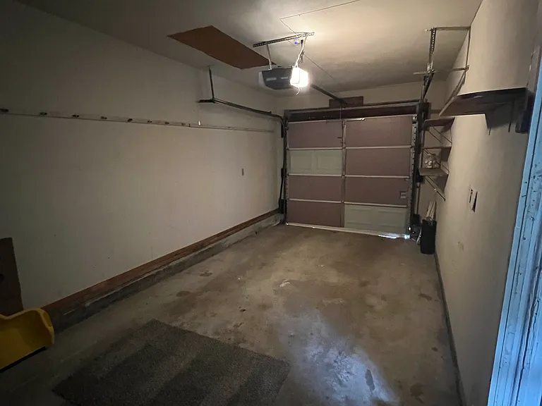1 car garage