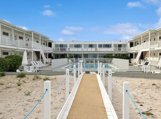 281-17B Dune Rd, Westhampton Beach, NY 11978