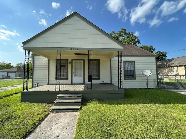 4737 Providence St, Houston, TX 77020