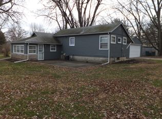 1104 Old River Road Ct, Rockford, IL 61103