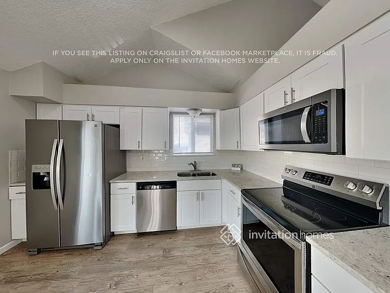 1162 W 132nd Pl — Photo 8