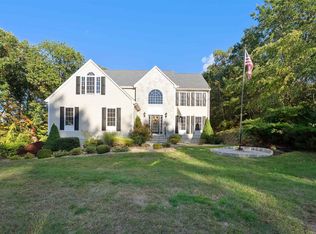 26 Partridge Rd, Windham, NH 03087