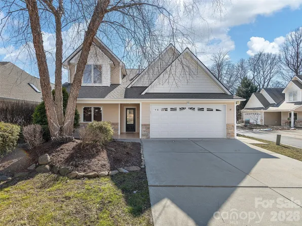 40 Beekeeper Trl, Swannanoa, NC 28778