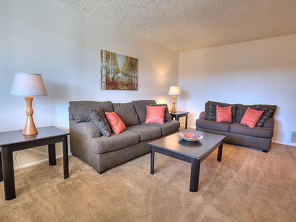 3rd image of 6020 Kathryn Ave SE #4