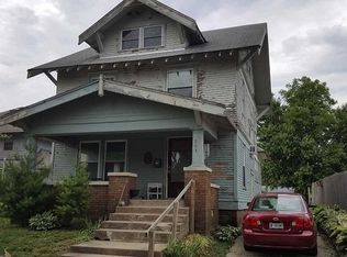 208 N East St, Frankfort, IN 46041
