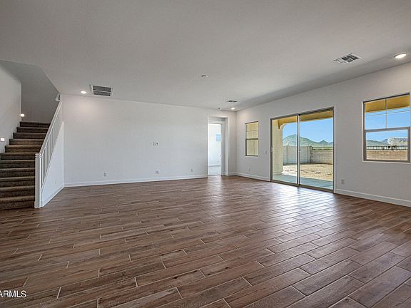 4th image of 26412 S 226TH Place