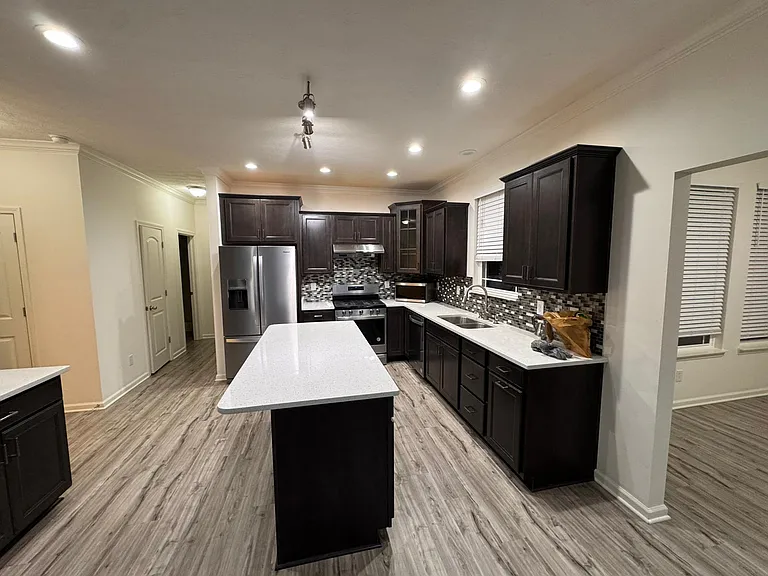 1710 Foudray Cir S — Photo 22