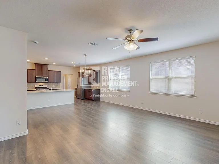 2321 Astapor Dr — Photo 12