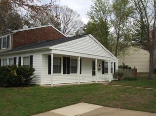 1728 Farmington Ct, Crofton, MD 21114