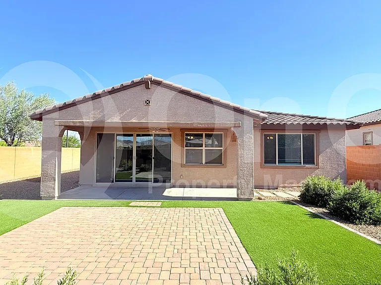 12414 W Calle De Baca — Photo 31