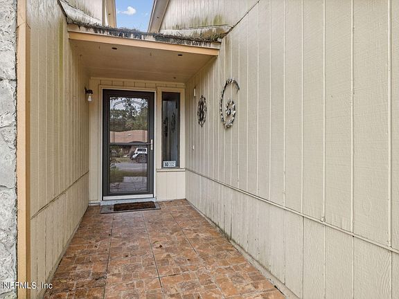 4th image of 527 SAMUEL HUNTINGTON Street