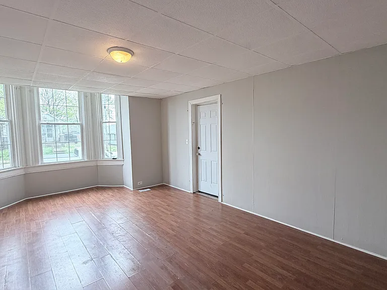 410 N 3rd Ave #B — Photo 5