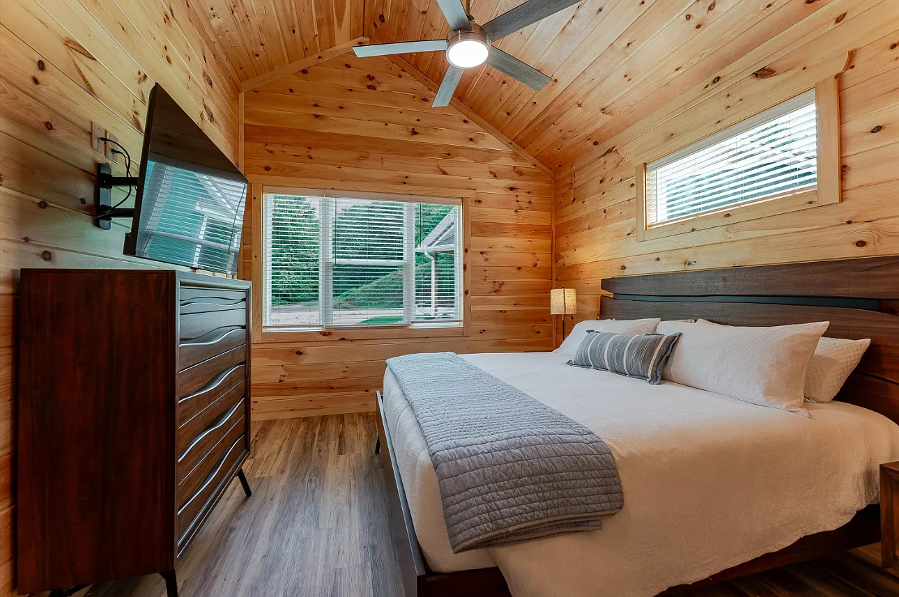 Pinyon Cir, Pigeon Forge — Photo 3