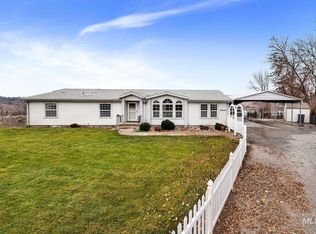 26131 Riverview Rd, Wilder, ID 83676