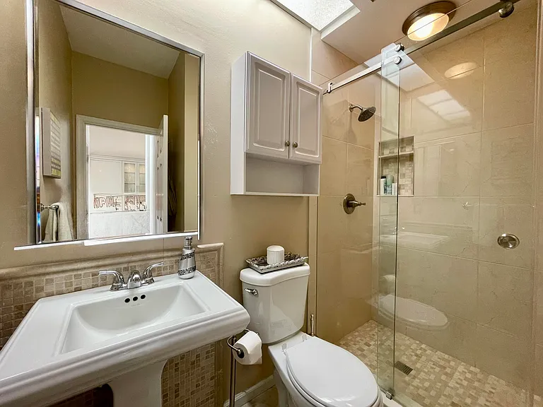 202 Cypress Point Dr #202 — Photo 22