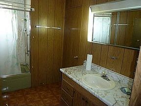 4th image of 2538 Percy Ave
