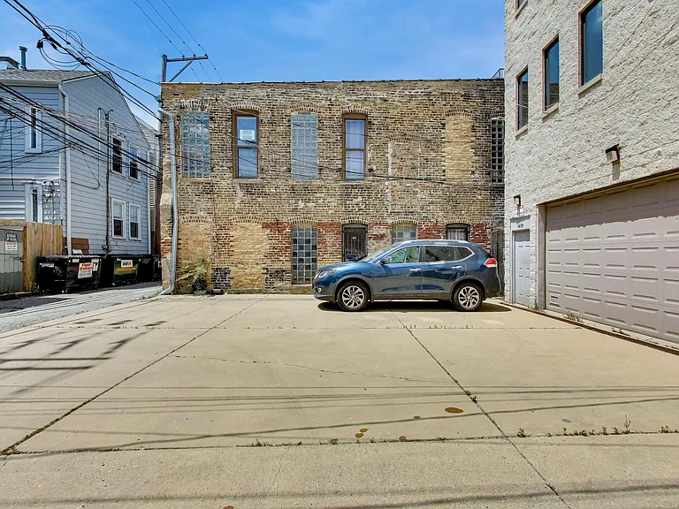 1417 W Chicago Ave #3 — Photo 33