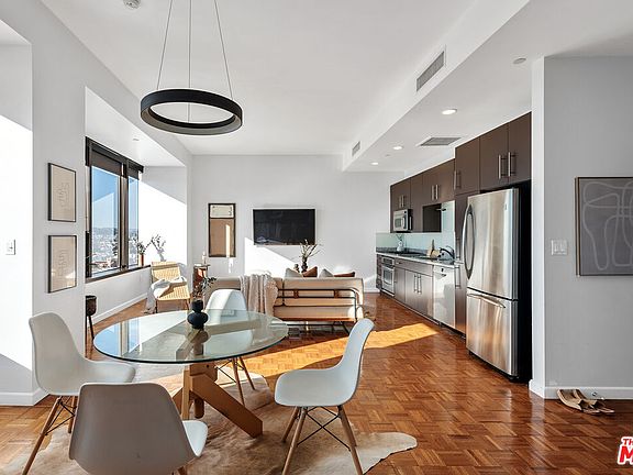 4th image of 1100 Wilshire Blvd APT 2101