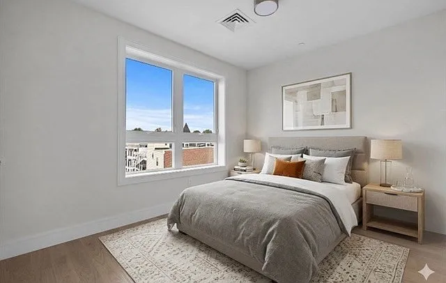301 Border St #601 — Photo 3