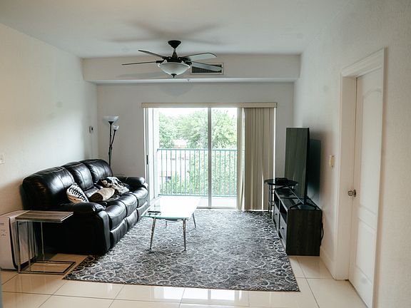 2nd image of 6001 SW 70th St APT 451