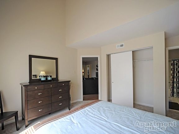 4th image of 4223 Summit Knoll Dr APT C