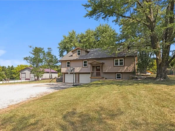 5203 SW 169th Hwy, Trimble, MO 64492