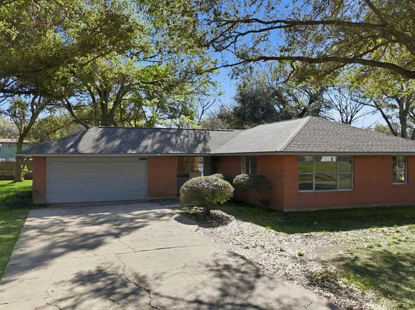 12503 Britt Rd, Brookside Village, TX 77581