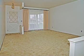 3rd image of 7308 Hillsboro Ct