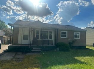 9266 Glenis St, Taylor, MI 48180
