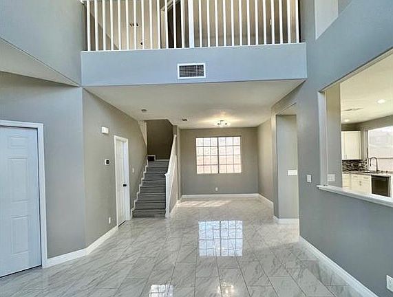 2nd image of 5541 Crestlock Dr