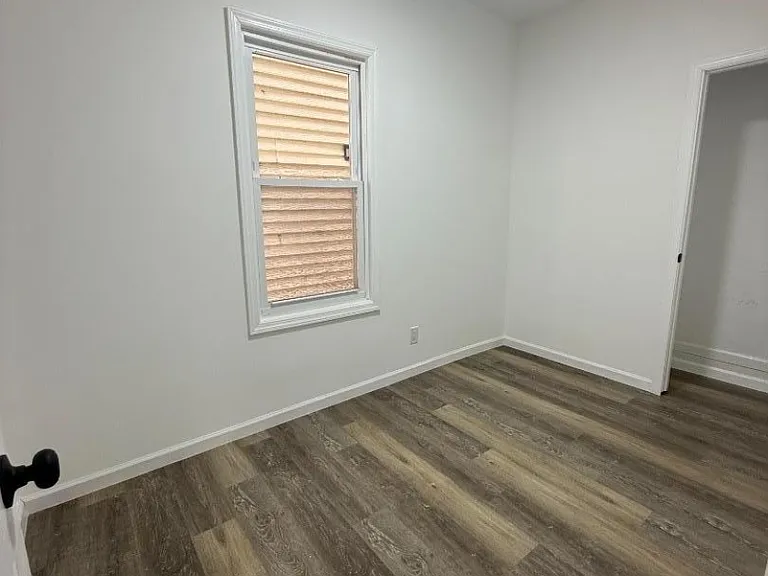 322 Court St #1 — Photo 8
