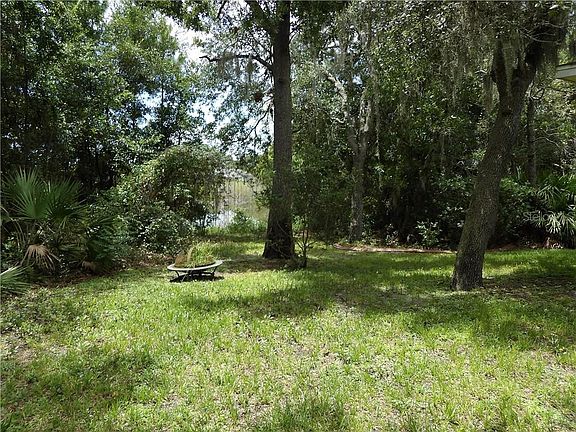 2nd image of 838 Humphrey Blvd