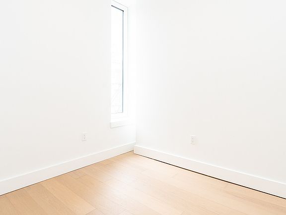 4th image of 107 S 6th St #3G